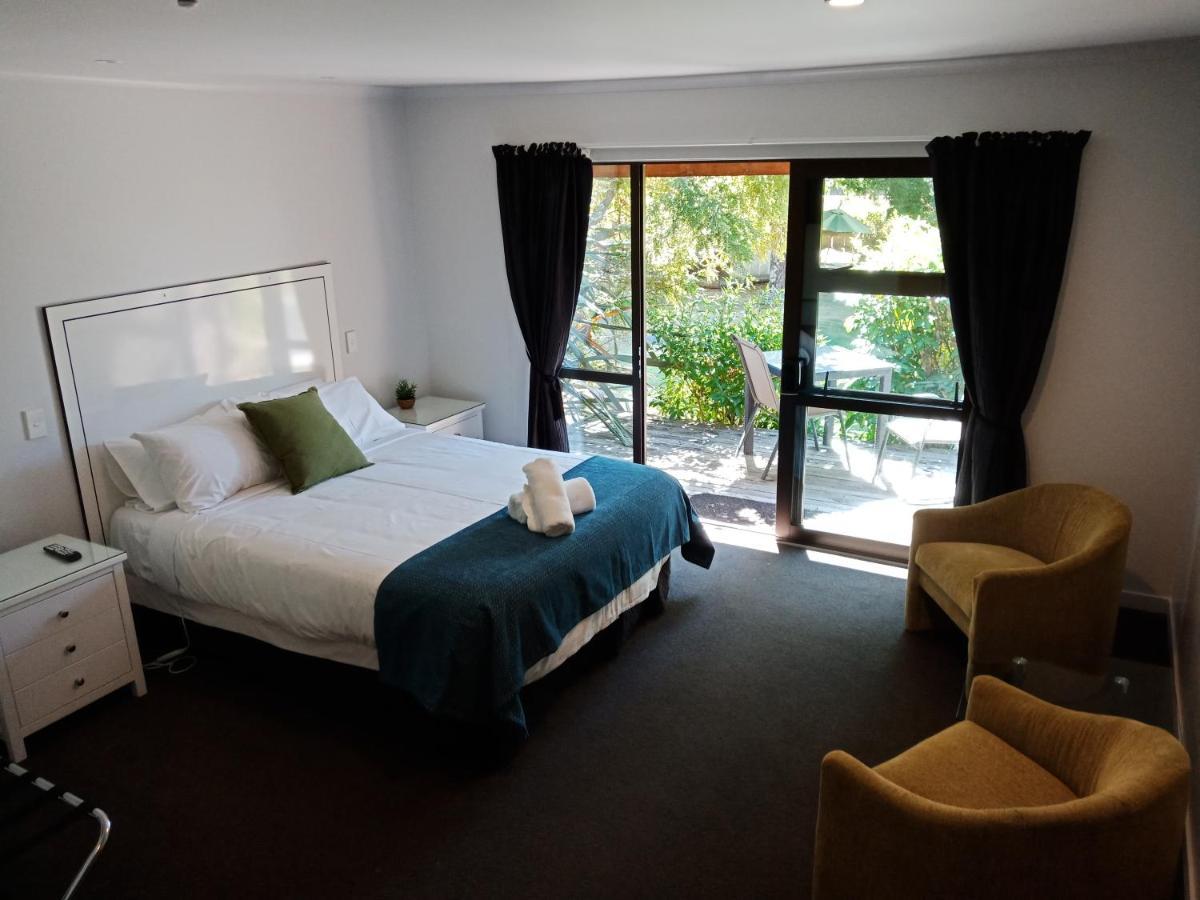 Motuoapa Bay Chalets Turangi Esterno foto