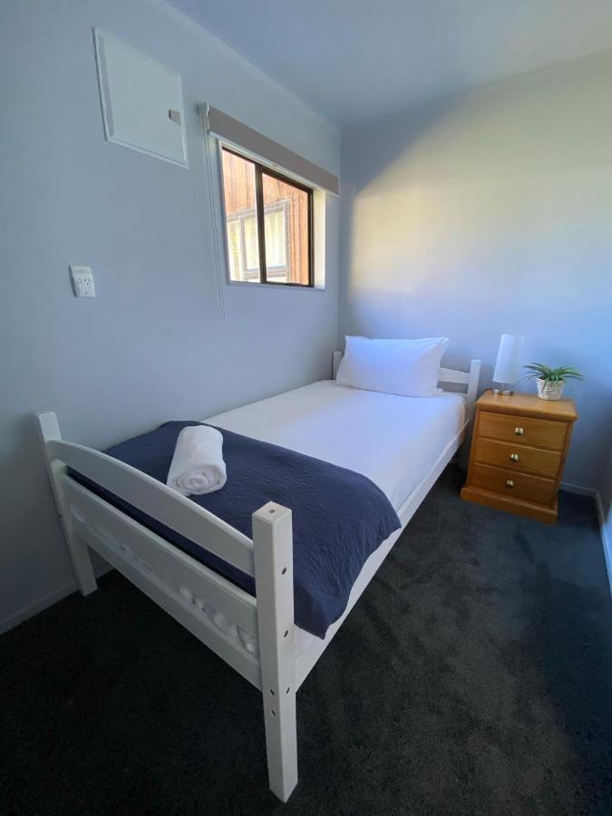 Motuoapa Bay Chalets Turangi Esterno foto
