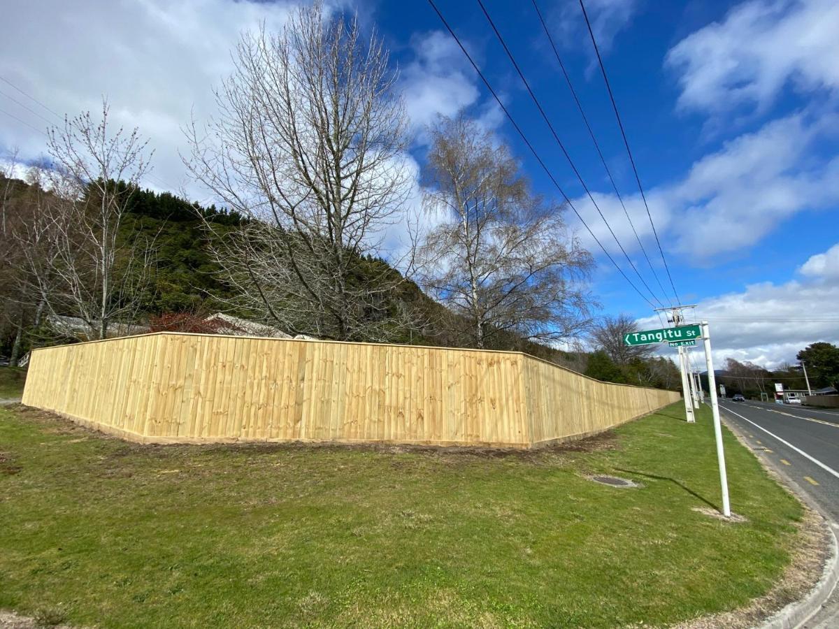 Motuoapa Bay Chalets Turangi Esterno foto