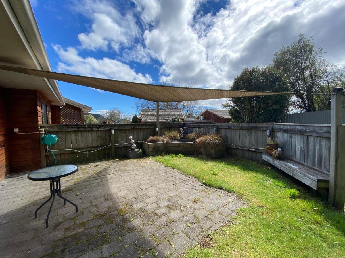 Motuoapa Bay Chalets Turangi Esterno foto