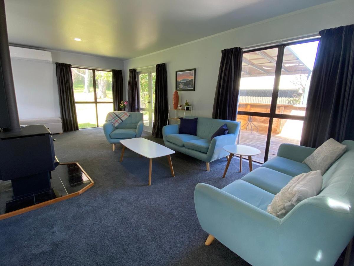 Motuoapa Bay Chalets Turangi Esterno foto