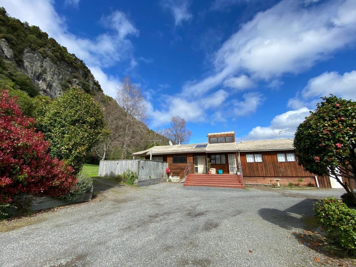 Motuoapa Bay Chalets Turangi Esterno foto