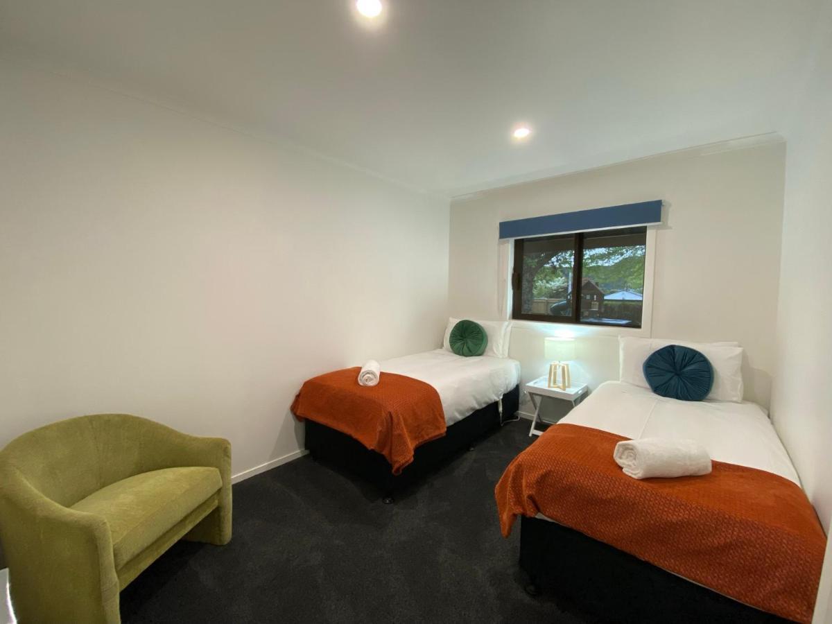Motuoapa Bay Chalets Turangi Esterno foto