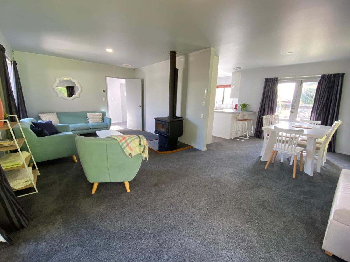 Motuoapa Bay Chalets Turangi Esterno foto